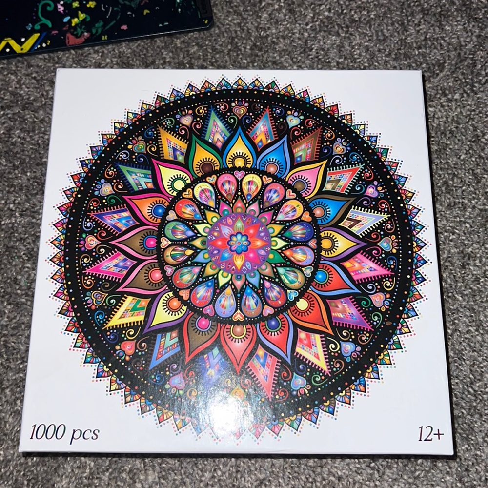 1000 pc geometric colorful mandala puzzle